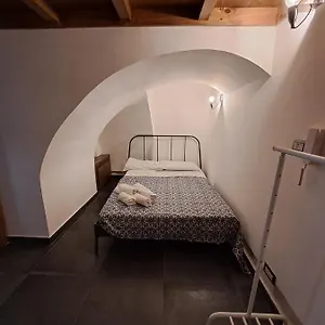 Ursinorooms2 Appartamento Aeroporto di Catania Fontana Rossa